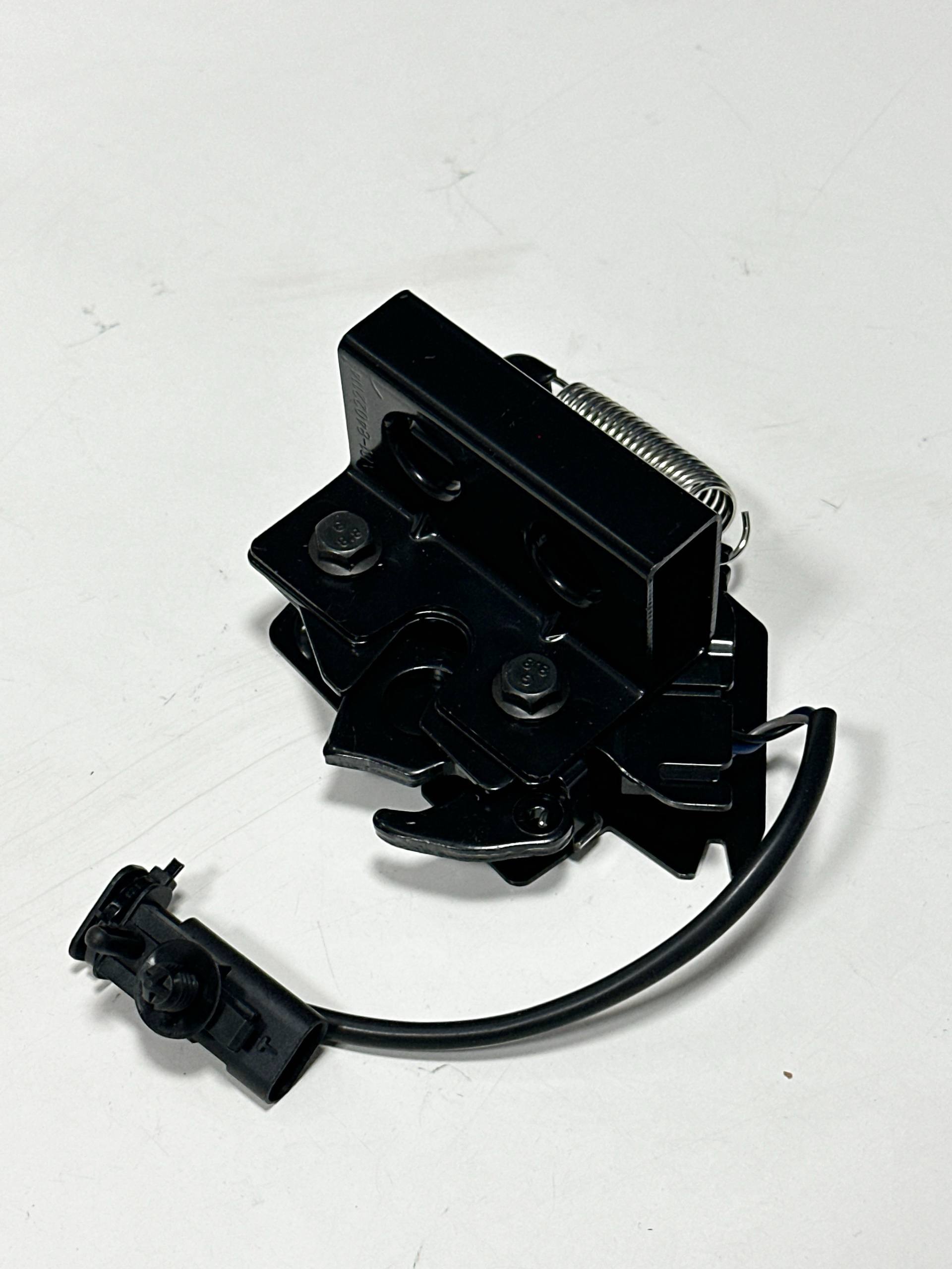 X01-84022113-AWB thumbnail